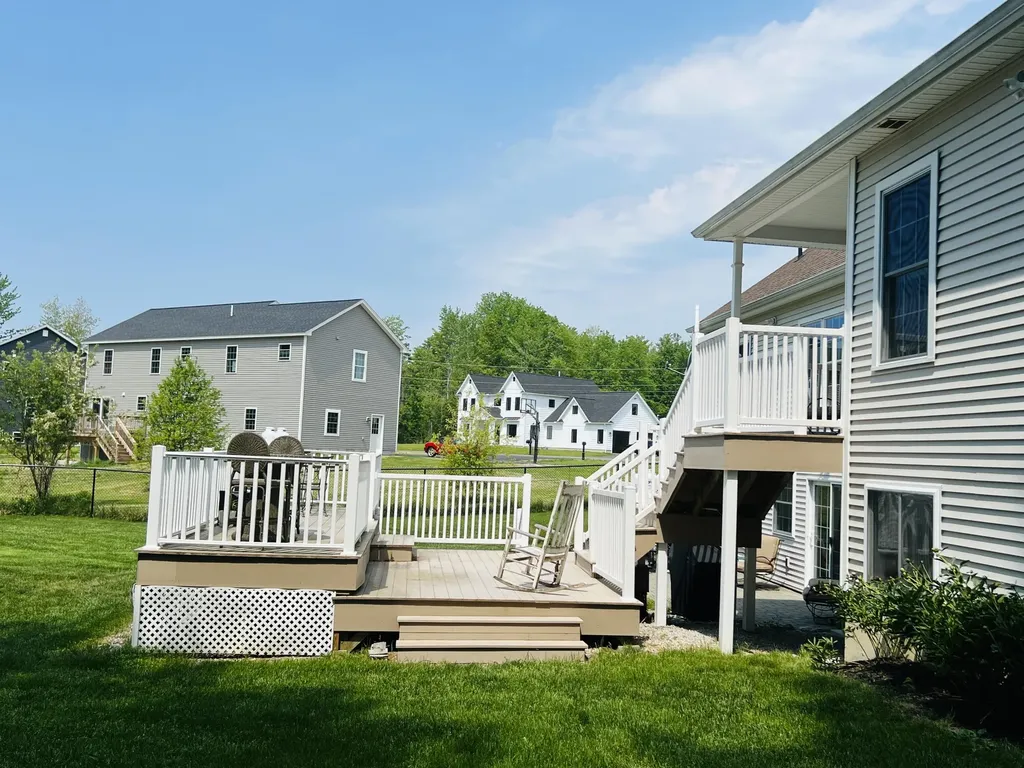 54 Constitution Avenue Hampden ME 04444
