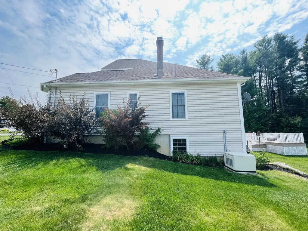 54 Constitution Avenue Hampden ME 04444