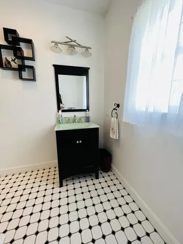 54 Constitution Avenue Hampden ME 04444