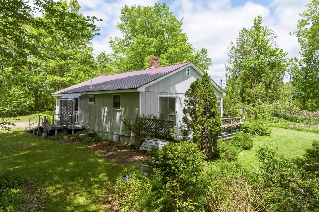 353 Duck Puddle Road Nobleboro ME 04555