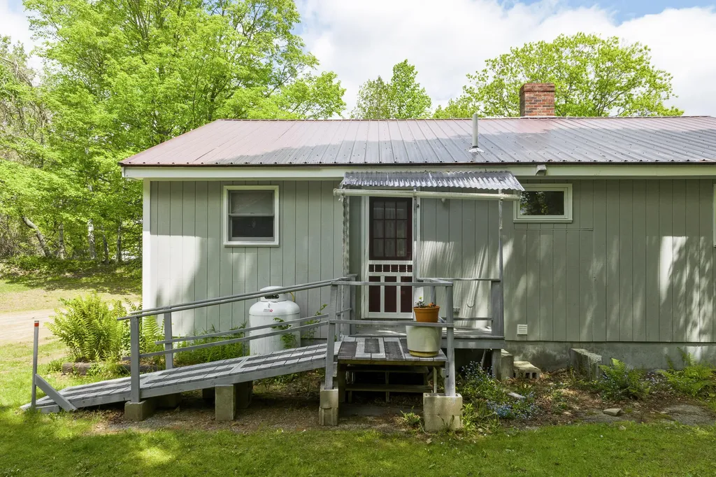 353 Duck Puddle Road Nobleboro ME 04555