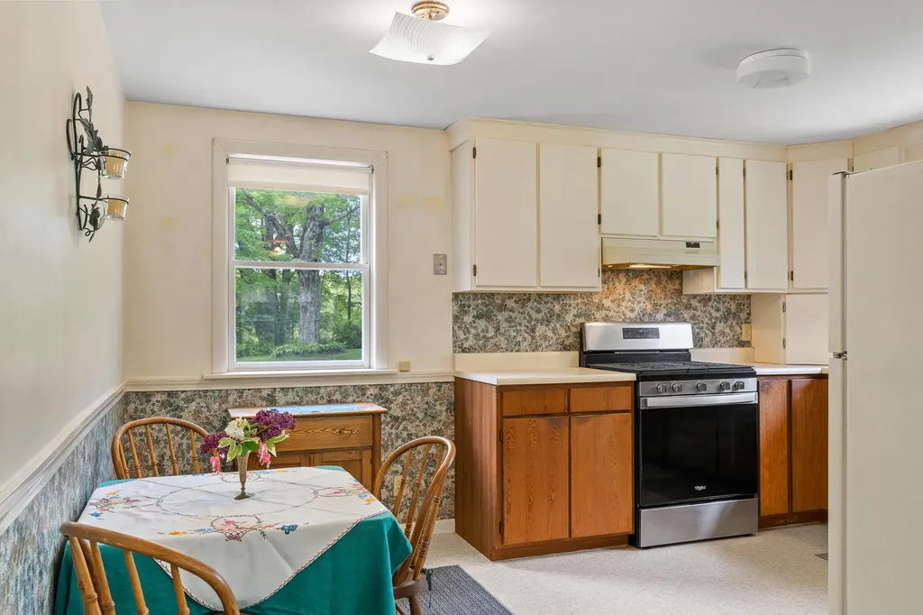 353 Duck Puddle Road Nobleboro ME 04555