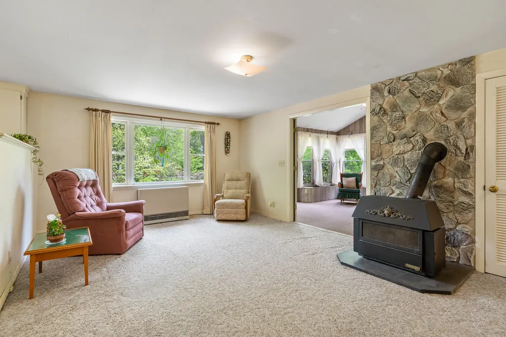 353 Duck Puddle Road Nobleboro ME 04555