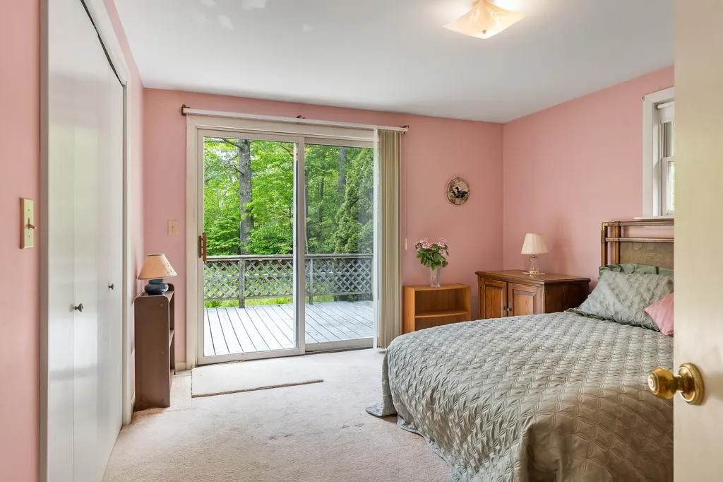 353 Duck Puddle Road Nobleboro ME 04555