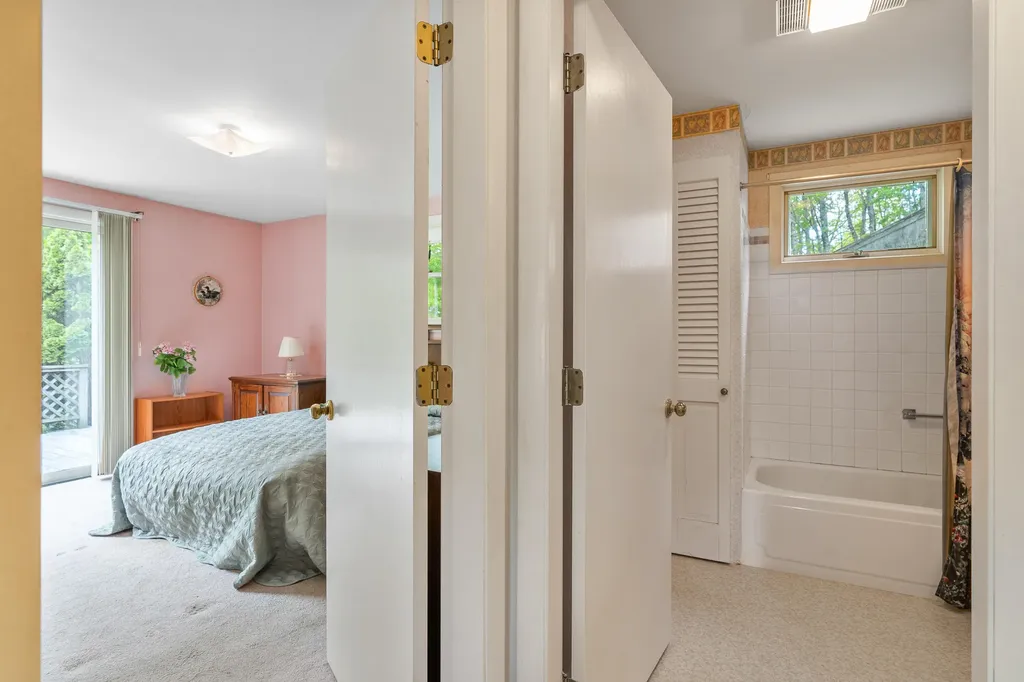 353 Duck Puddle Road Nobleboro ME 04555