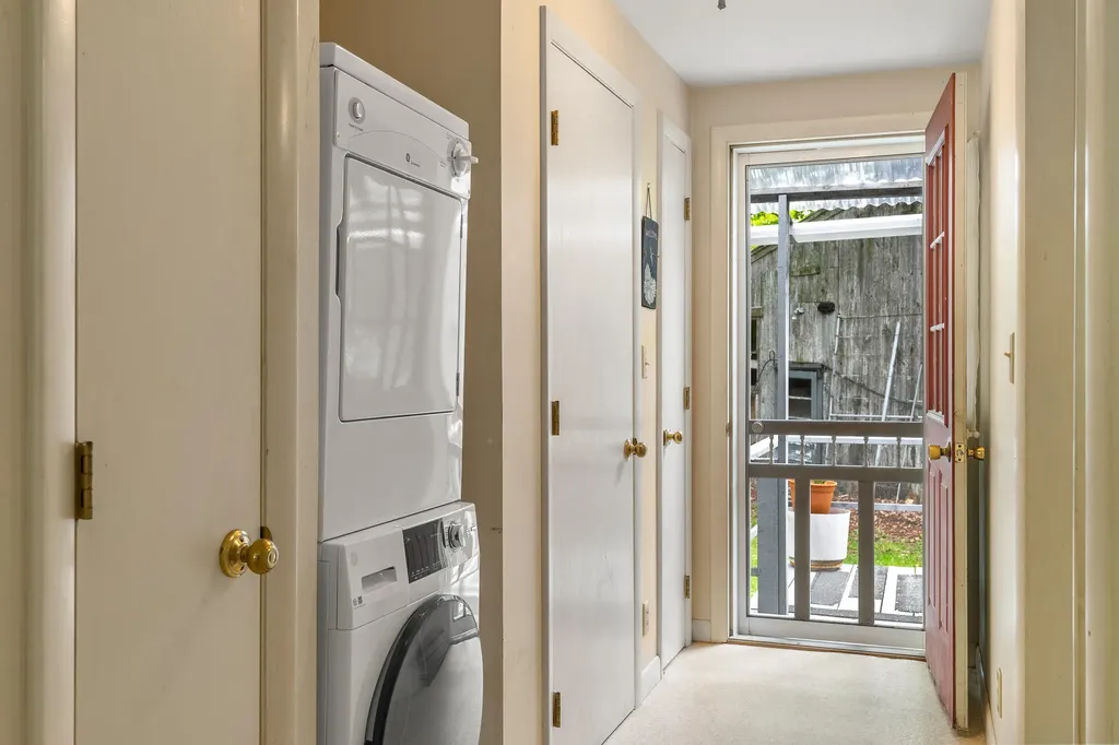353 Duck Puddle Road Nobleboro ME 04555