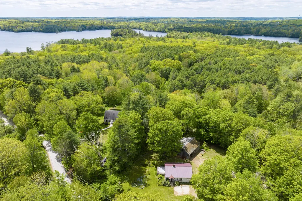 353 Duck Puddle Road Nobleboro ME 04555