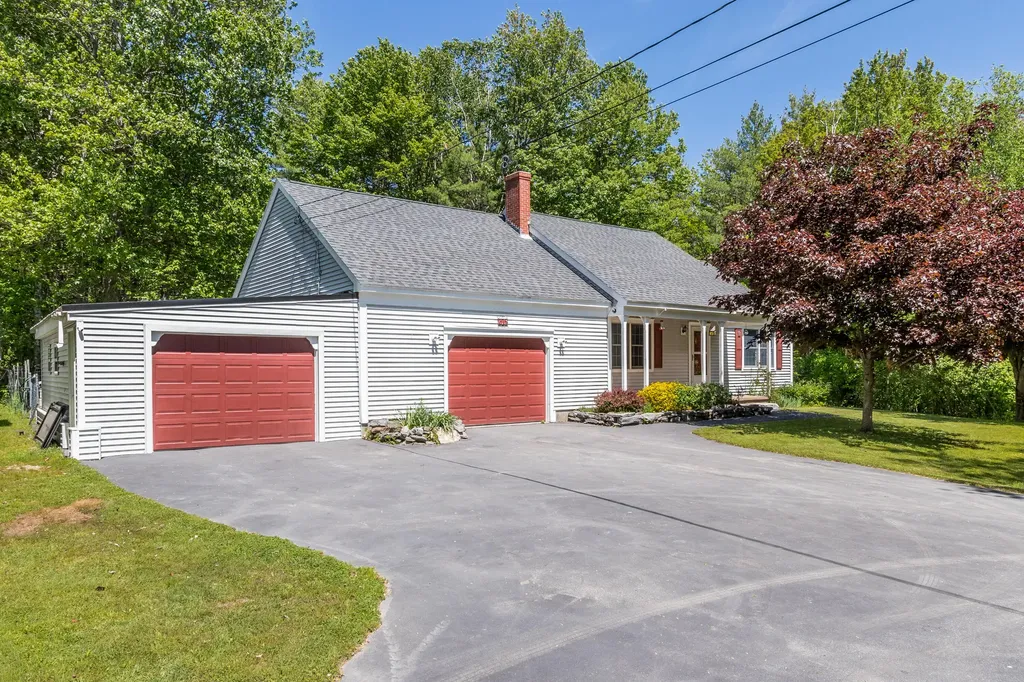 275 Tuttle Road Pownal ME 04069