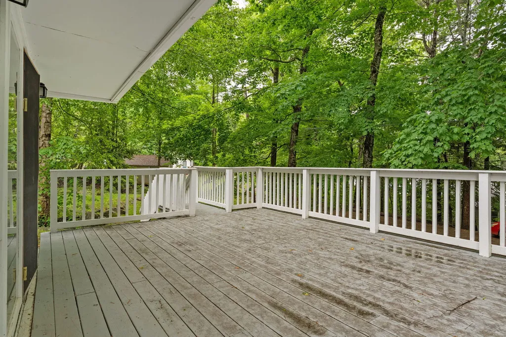 414 Brickett Point Estates Oakland ME 04963
