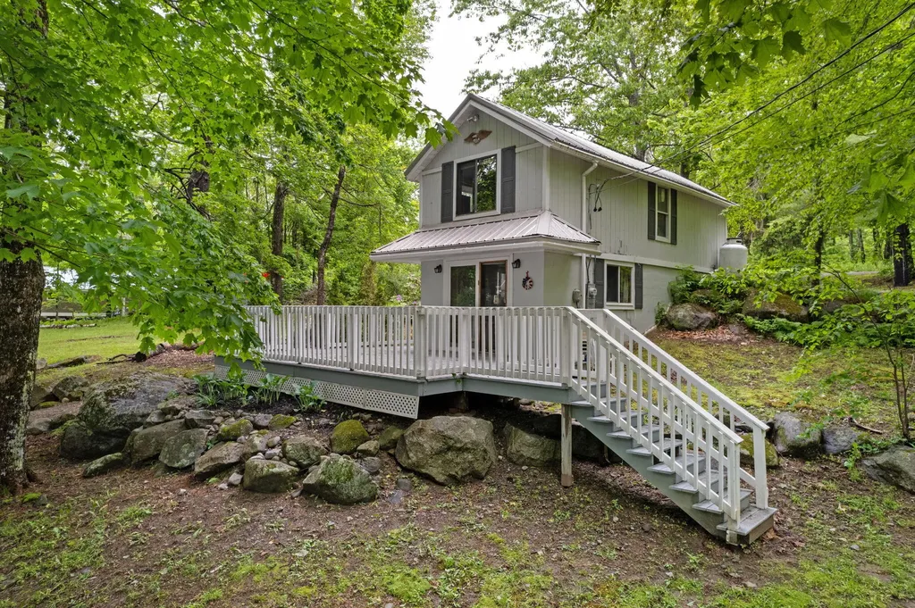 414 Brickett Point Estates Oakland ME 04963
