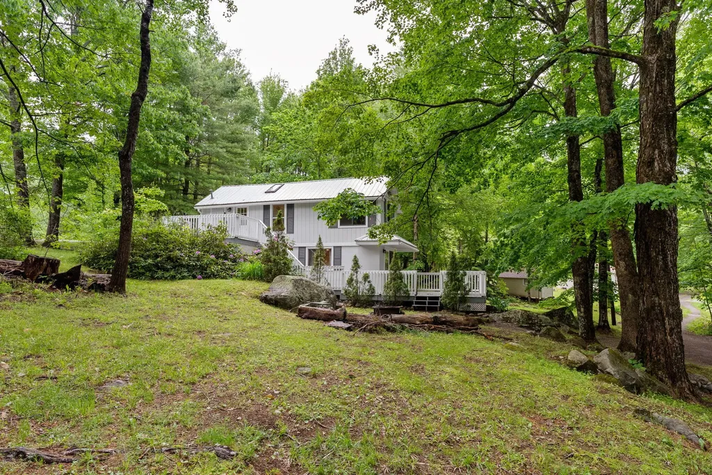 414 Brickett Point Estates Oakland ME 04963