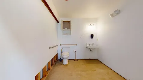 213 Washington Street S Auburn ME 04210