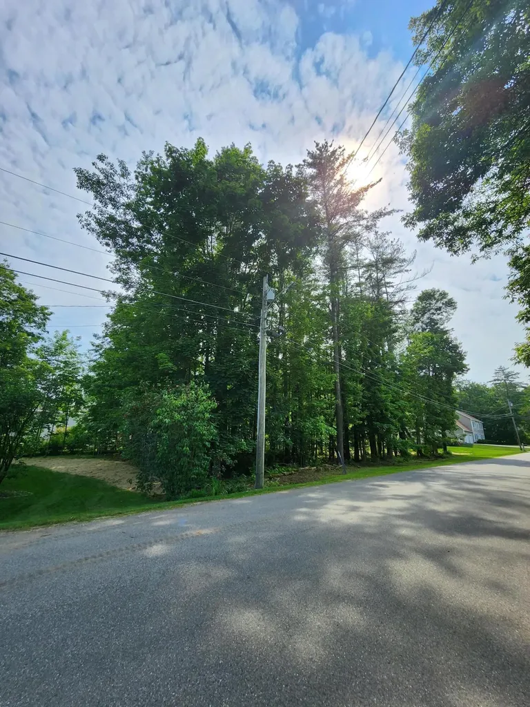 8 Forest Park Waterville ME 04901