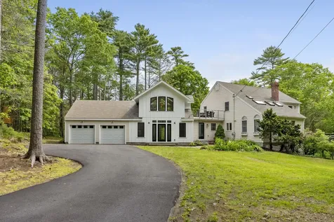38 Cranbrook Drive Cape Elizabeth ME 04107