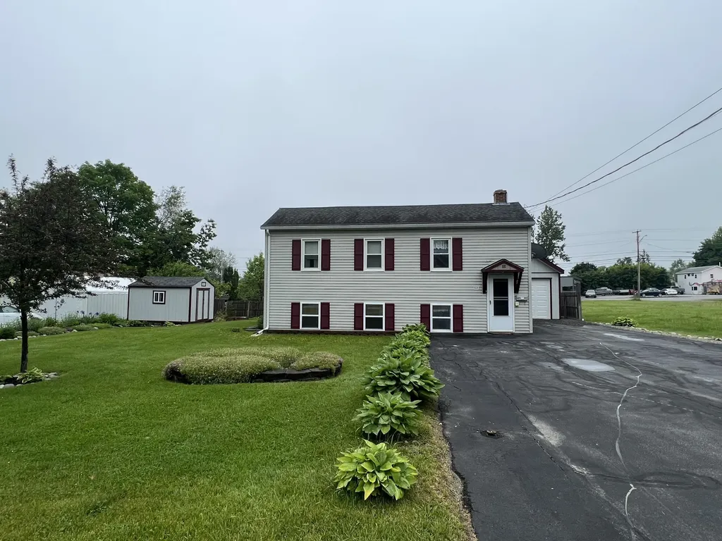 88 Merryfield Avenue Waterville ME 04901