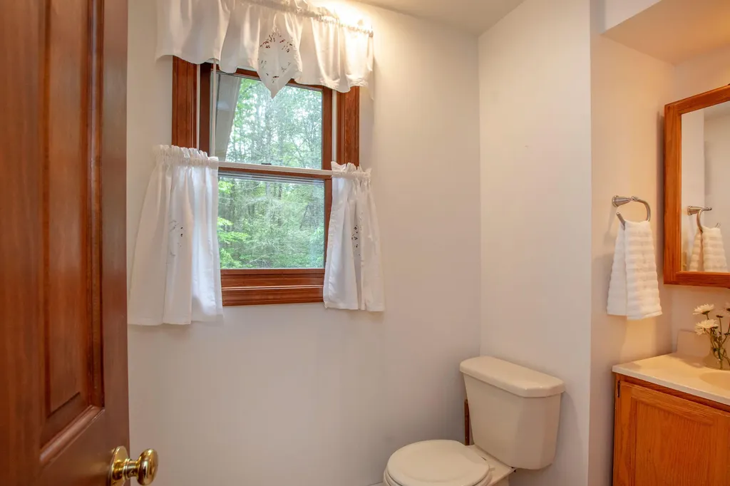 16 Webber Road Georgetown ME 04548