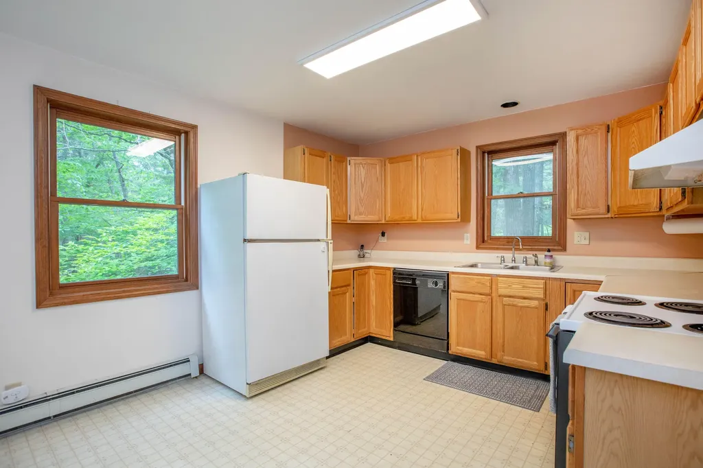 16 Webber Road Georgetown ME 04548
