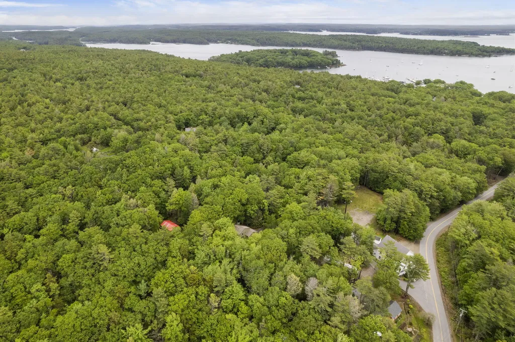 16 Webber Road Georgetown ME 04548