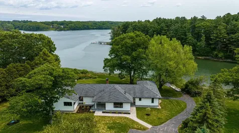 13 Ox Point Drive Kittery ME 03904