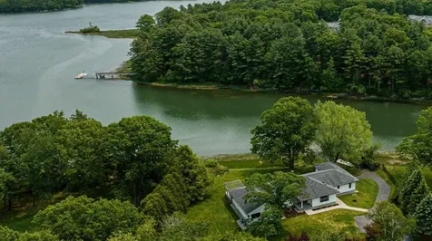 13 Ox Point Drive Kittery ME 03904
