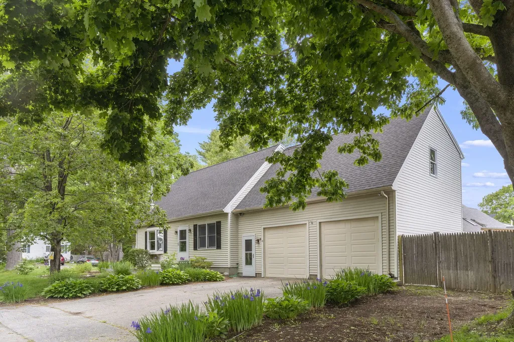45 Iffley Street Portland ME 04103