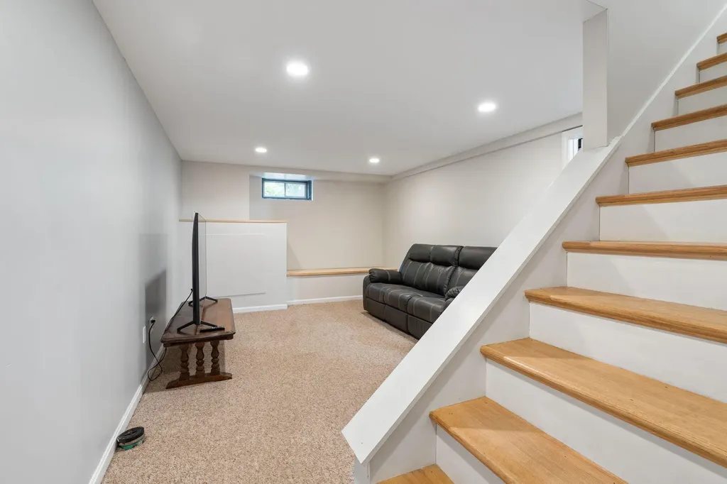45 Iffley Street Portland ME 04103