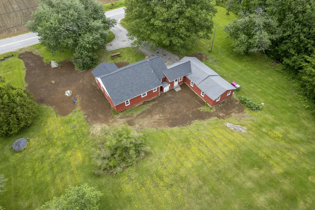 120 Hardscrabble Road Poland ME 04274