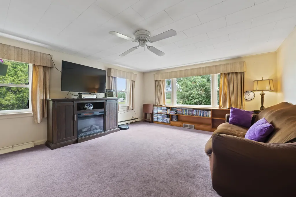 120 Hardscrabble Road Poland ME 04274