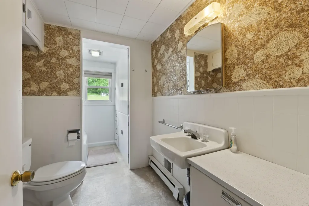 120 Hardscrabble Road Poland ME 04274