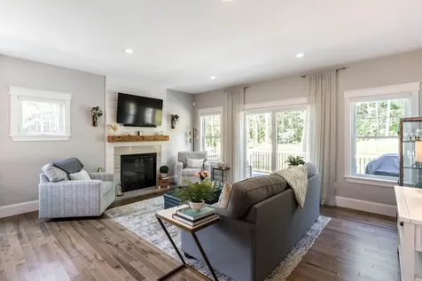 13 Tuscan Way Falmouth ME 04105