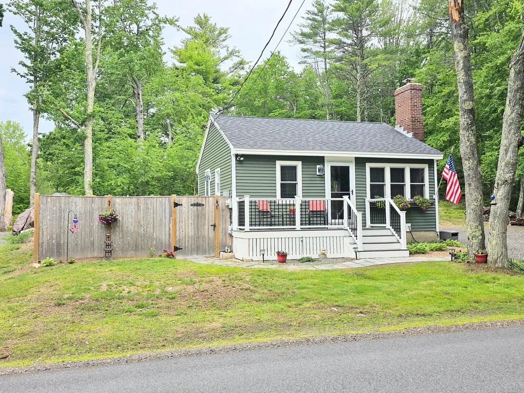 50 Logging Road York ME 03902