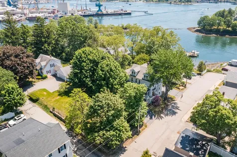 9 Cottle Lane Kittery ME 03904
