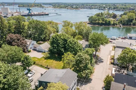 9 Cottle Lane Kittery ME 03904