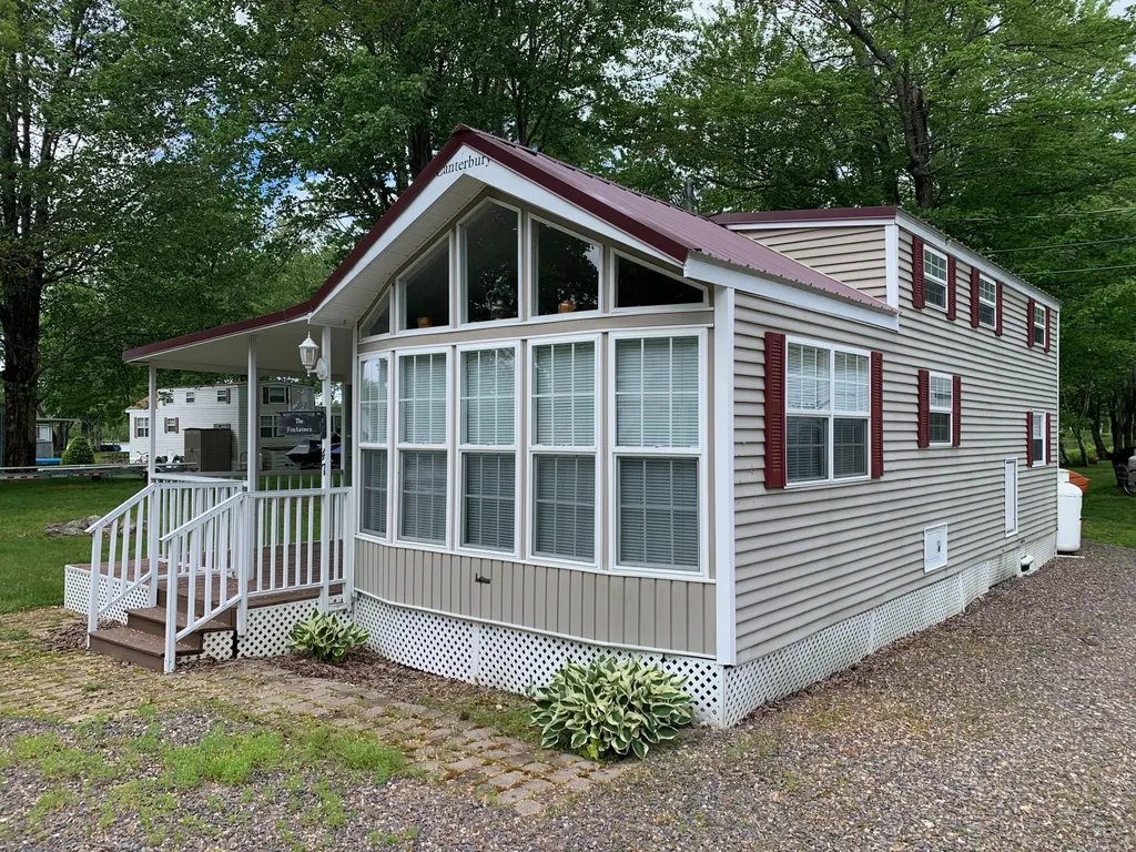 47 Indian Point Road Raymond ME 04071