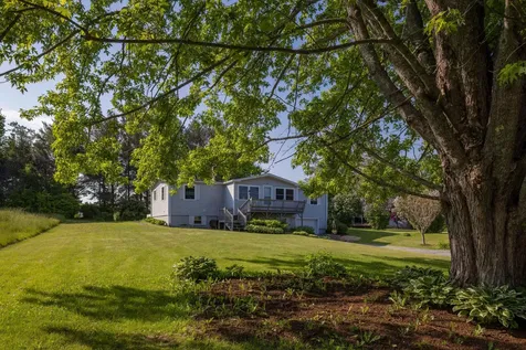 38 Sunset Street Thomaston ME 04861