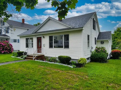 212 7th Street Bangor ME 04401