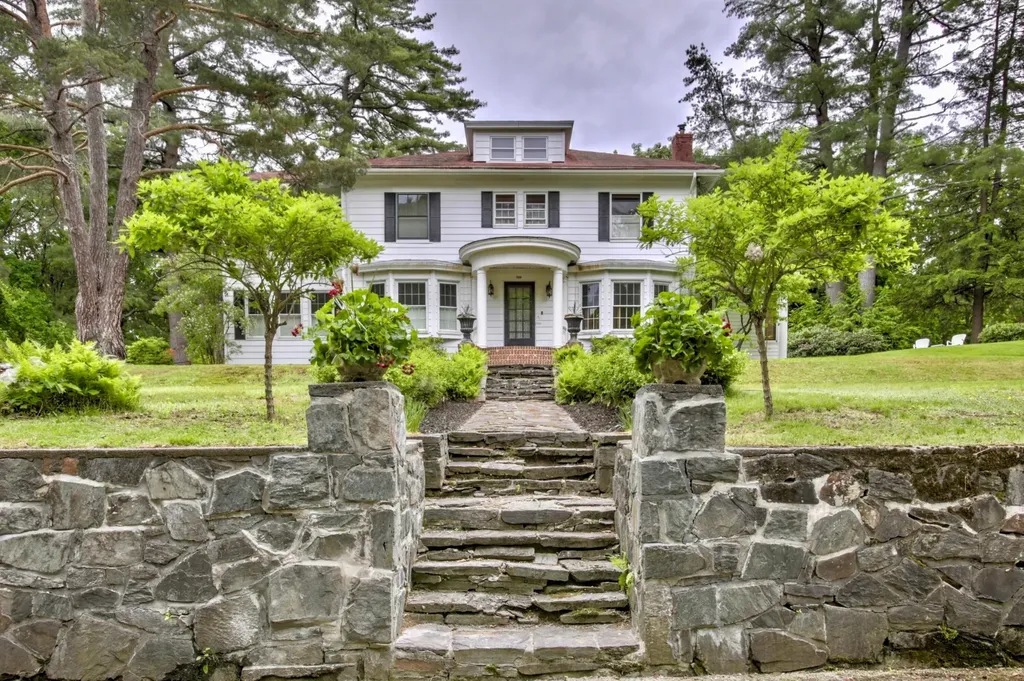 50 Shepley Street Auburn ME 04210