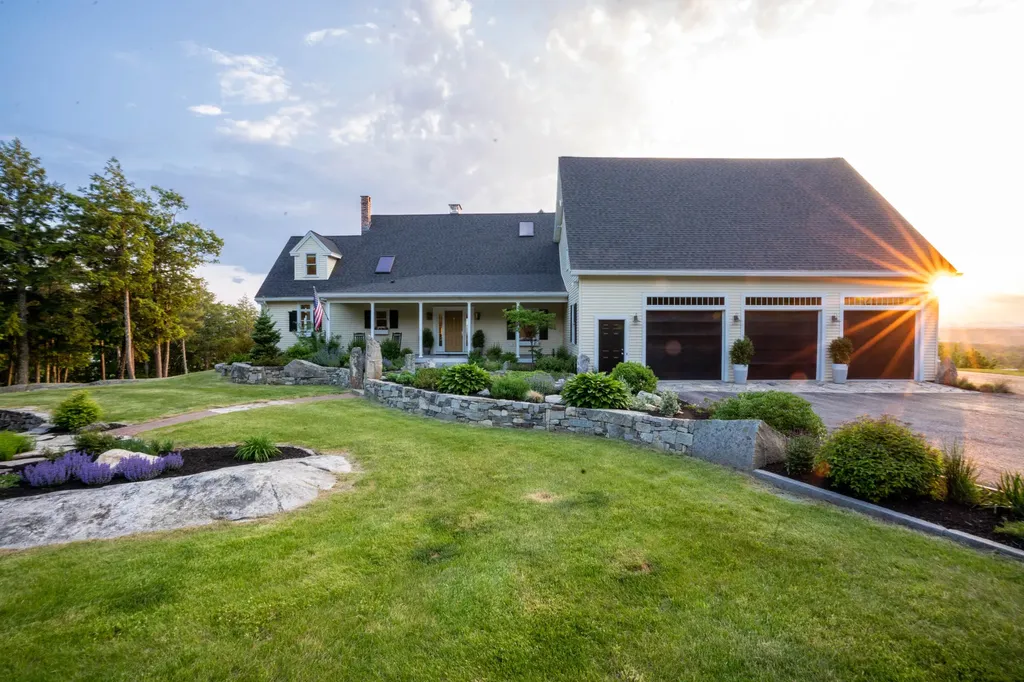 37 Lords Way Windham ME 04062