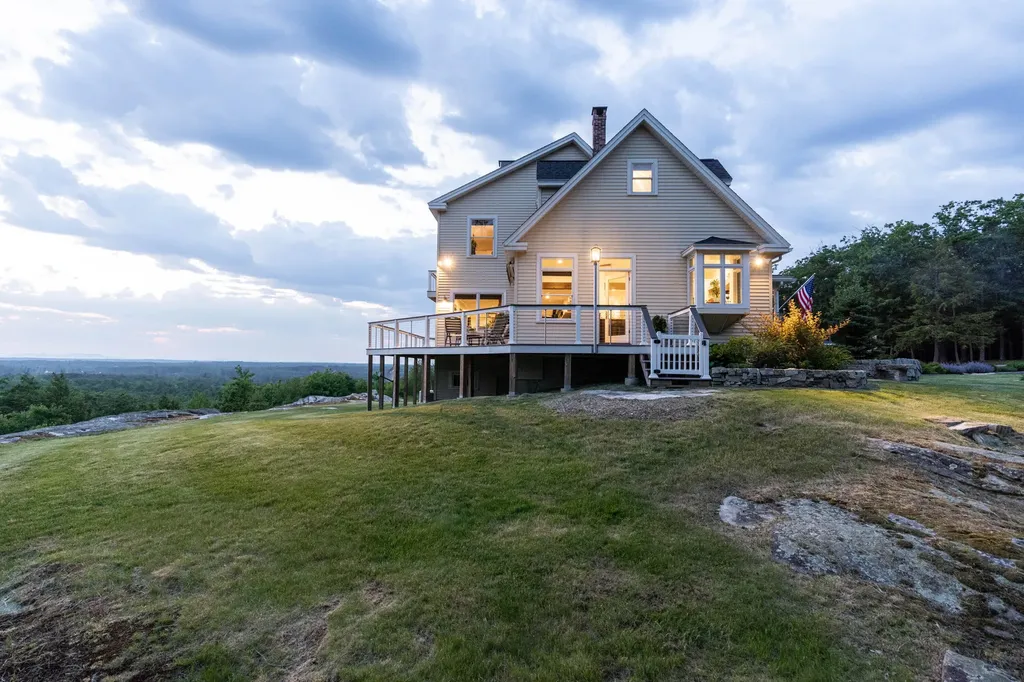 37 Lords Way Windham ME 04062