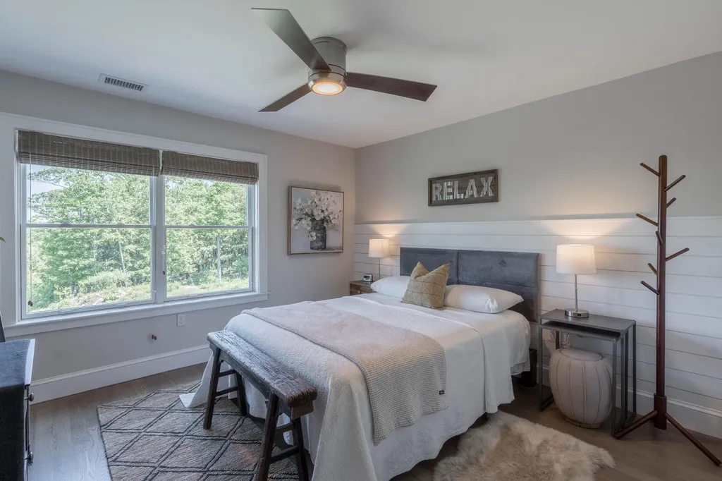 37 Lords Way Windham ME 04062