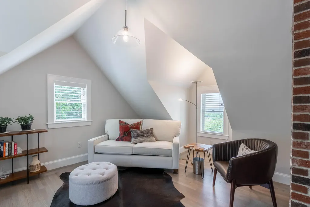 37 Lords Way Windham ME 04062