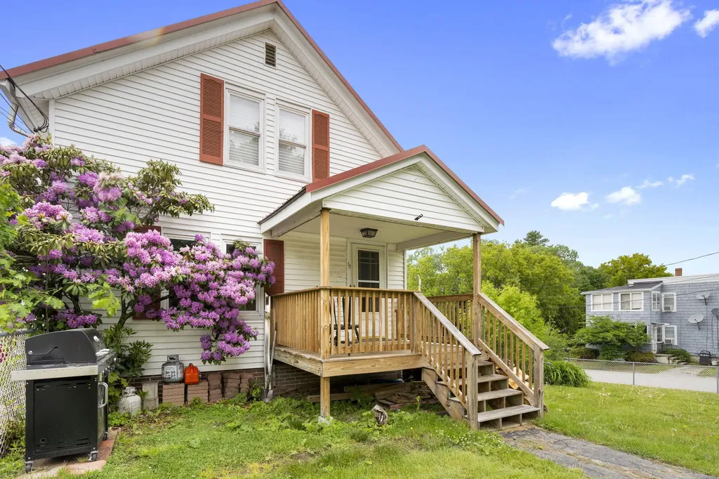80 Morris Avenue Lewiston ME 04240