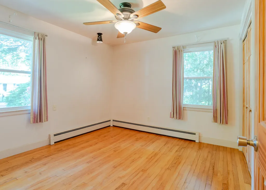 12 Charles Circle Scarborough ME 04074
