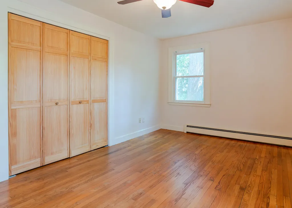 12 Charles Circle Scarborough ME 04074