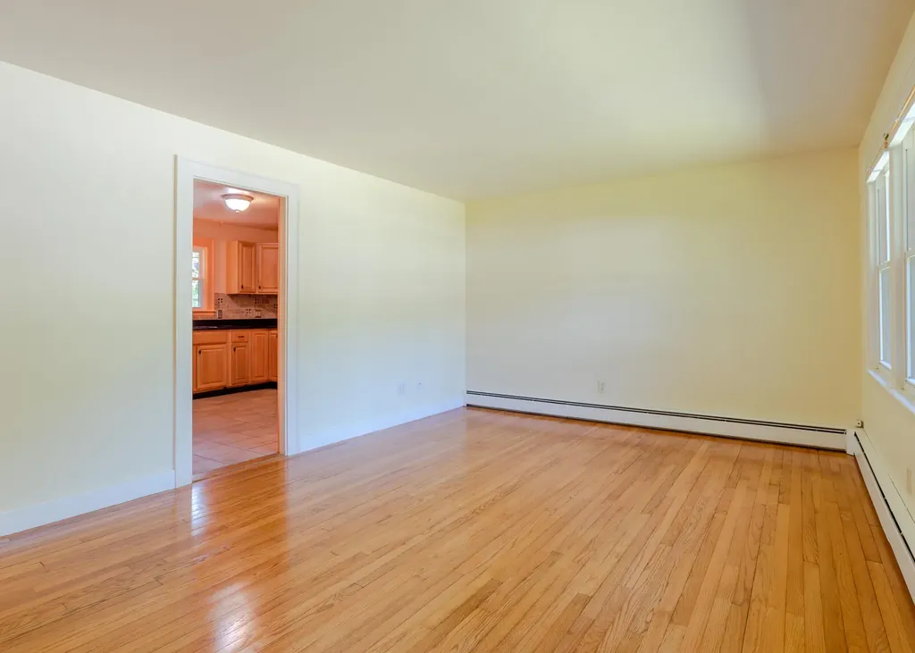 12 Charles Circle Scarborough ME 04074