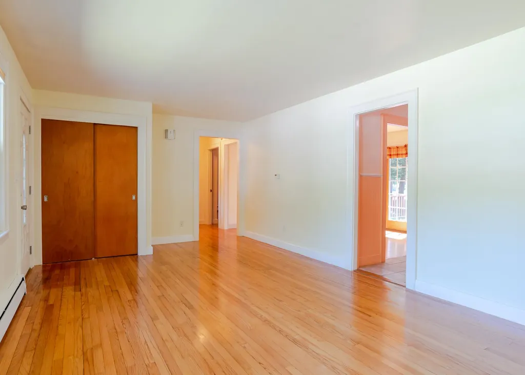 12 Charles Circle Scarborough ME 04074