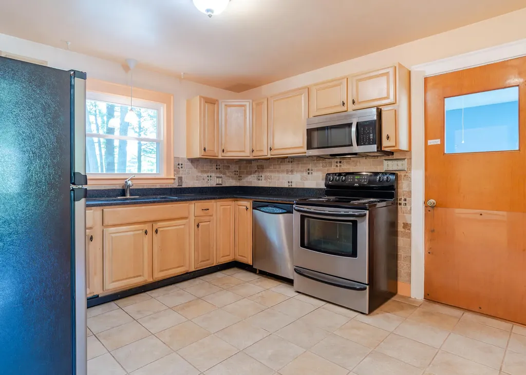 12 Charles Circle Scarborough ME 04074