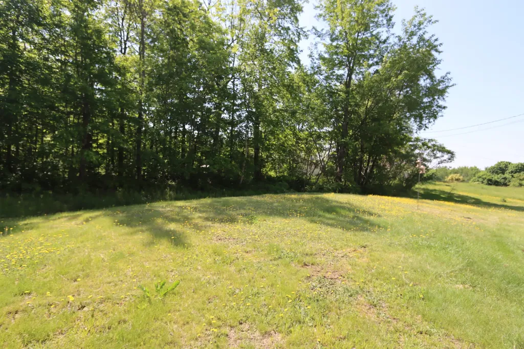 2241 Turner Road Auburn ME 04210