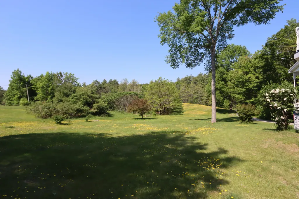 2241 Turner Road Auburn ME 04210