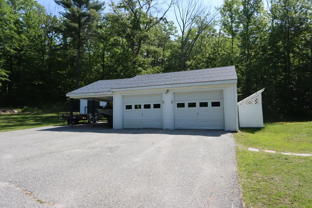 2241 Turner Road Auburn ME 04210
